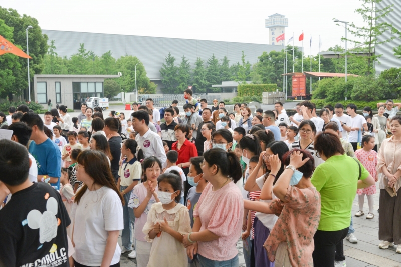 童心飛揚(yáng) 歡樂巨人——巨人集團(tuán)開展兒童節(jié)親子活動(dòng)